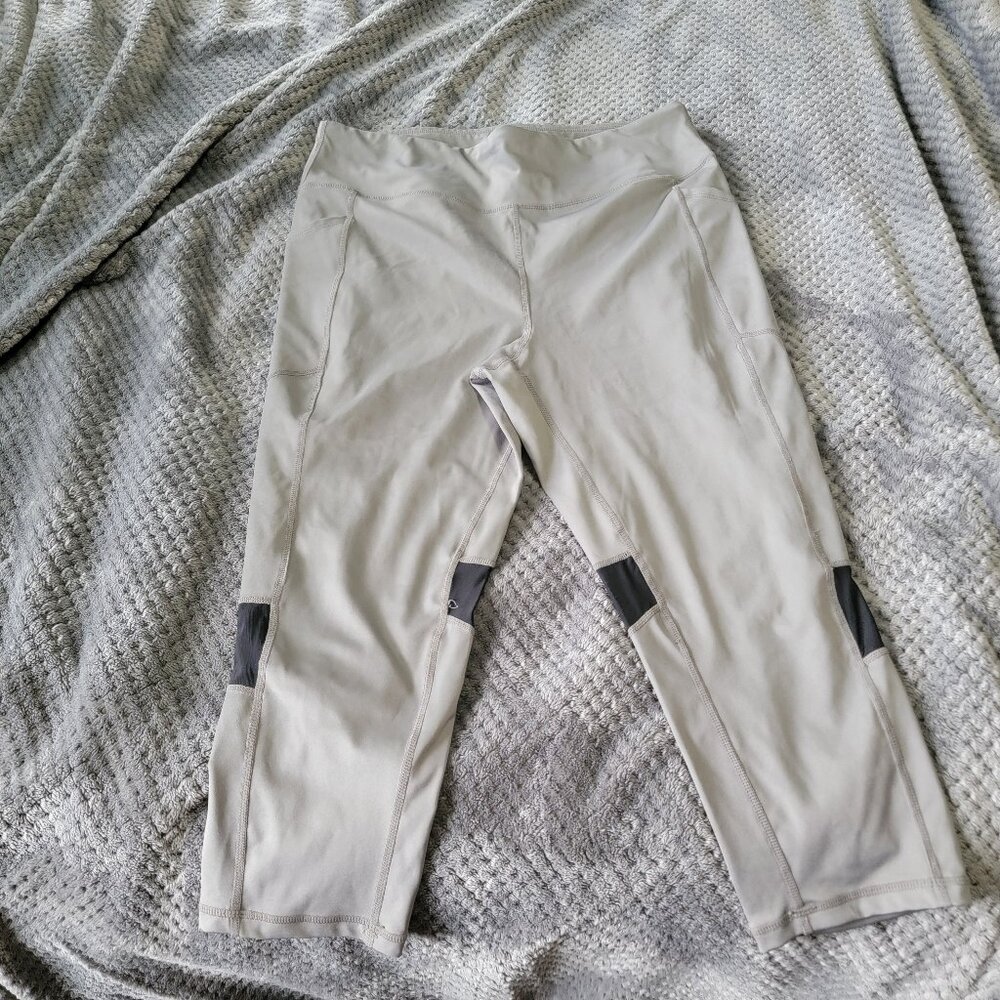 Lularoe Fearless Crop Legging - Gray - 1X